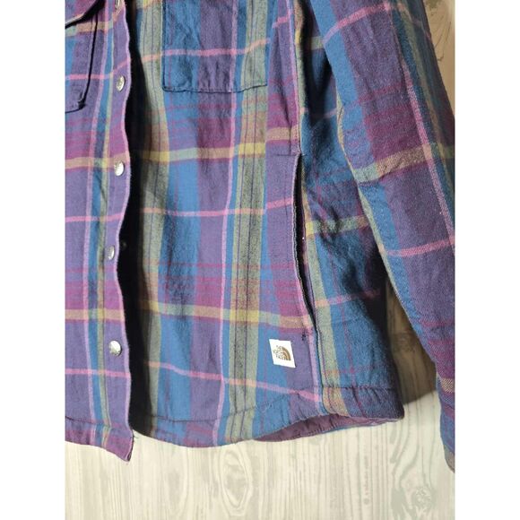 The North Face Sherpa Lined Womens Plaid Campshire Shirt M | Cozy Outdoorsy - Picture 7 of 8